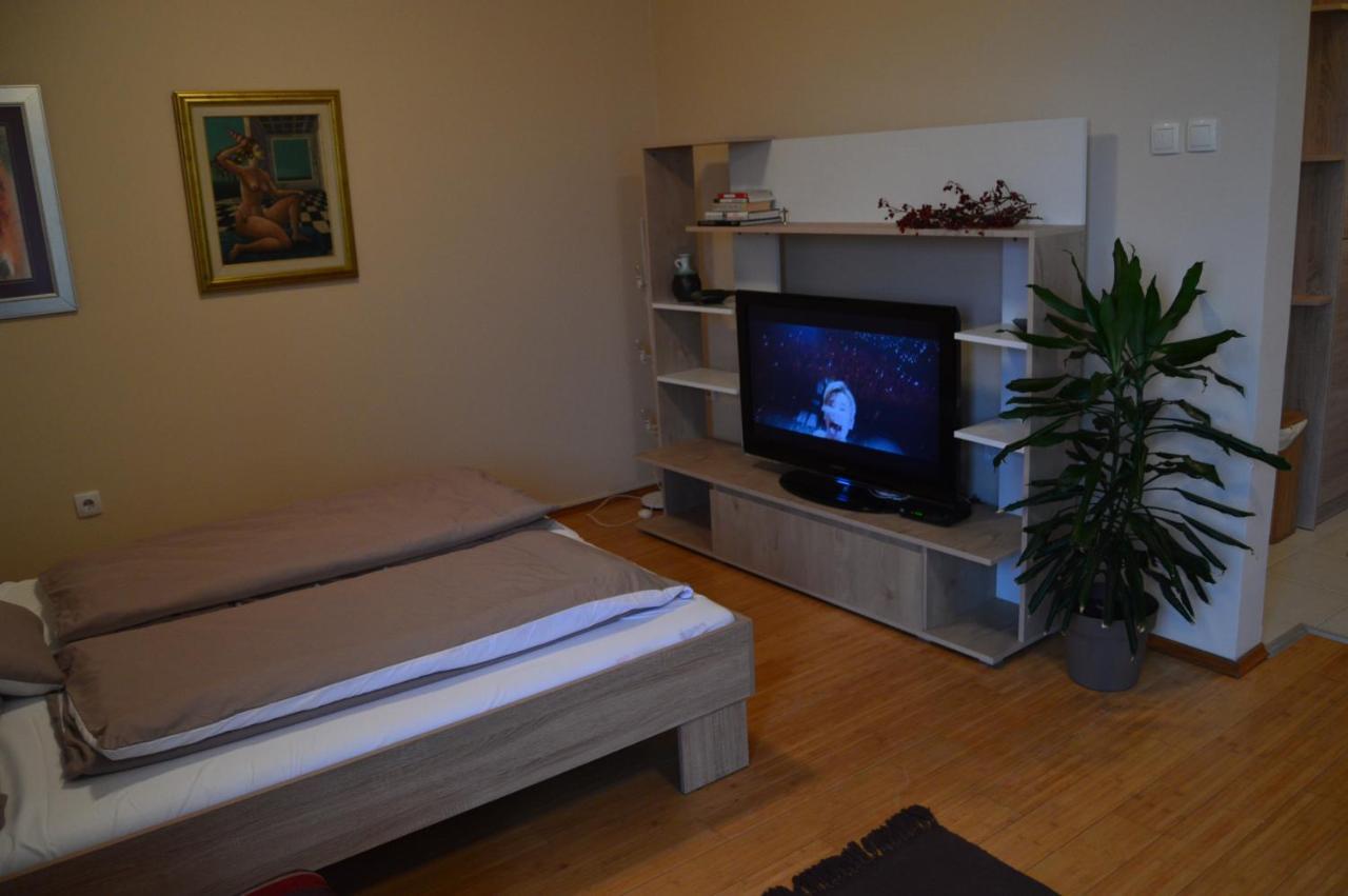 Apartman Mile Subotica Exterior foto